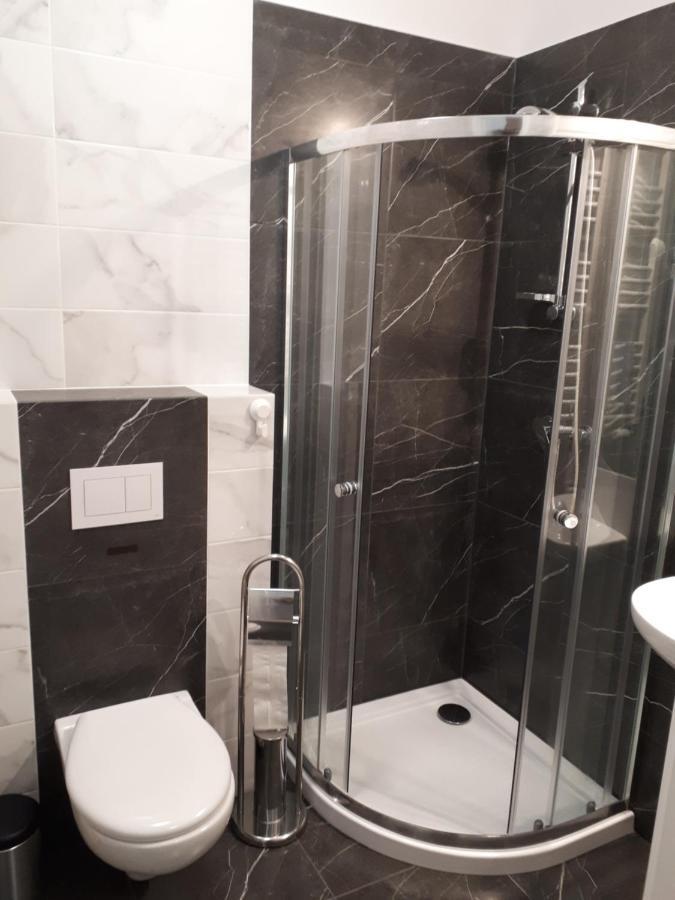 Vena Apartment Breslavia Esterno foto